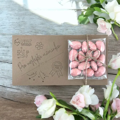 Mandle v jahodovém jogurtu — náhled 1