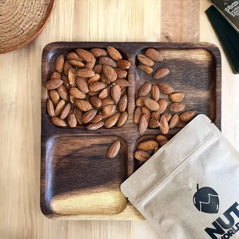 Mandle jádra natural JUMBO — náhled 2