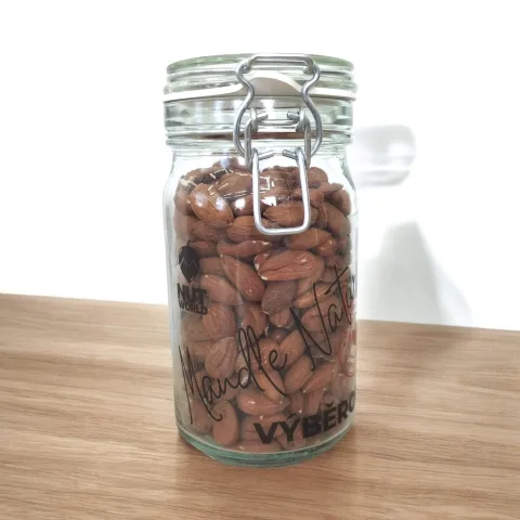 Mandle Natural výběrové ve skle s patentním uzávěrem