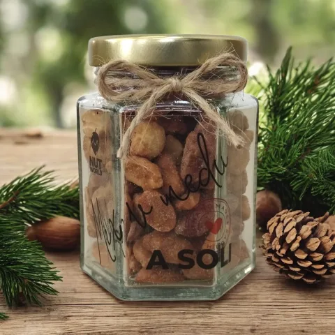 Mix ořechů v medu a soli