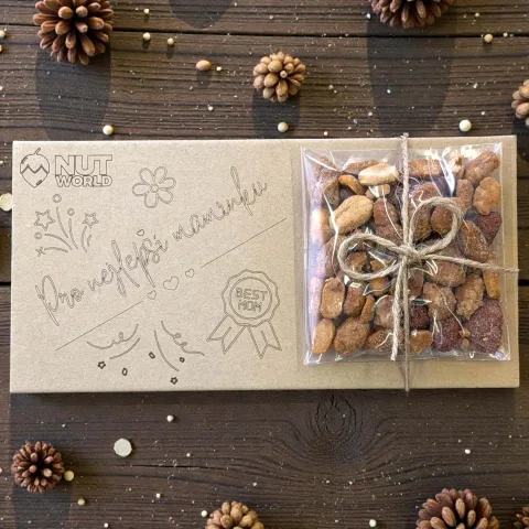 Dárková kazetka Mix ořechů v medu a soli 50g - PRO MAMINKU