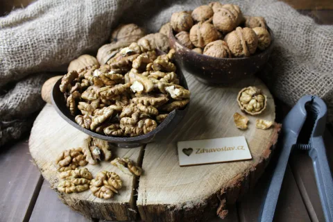 Vlašské ořechy Premium ( půlky 60% ) 500 g — náhled 2