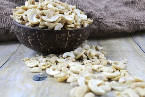 Kešu natural půlky a zlomky — náhled 3