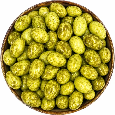 Mandle v bílé čokoládě a matcha