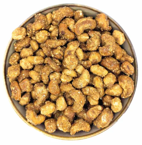 Kešu a arašídy v medu a soli