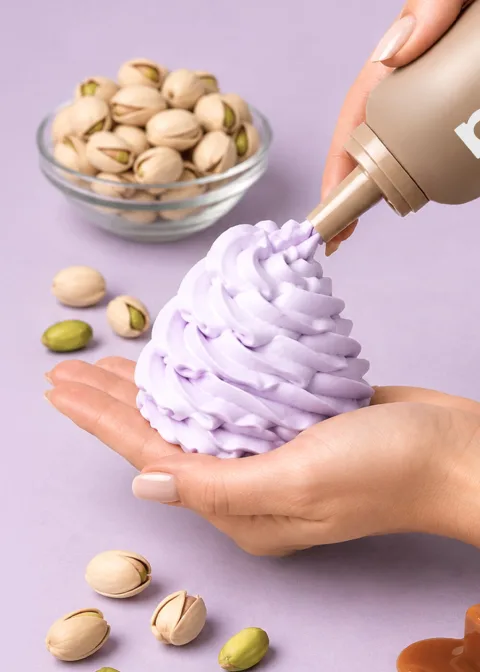 Šlehačková sprchová pěna pistachio & caramel — náhled 7