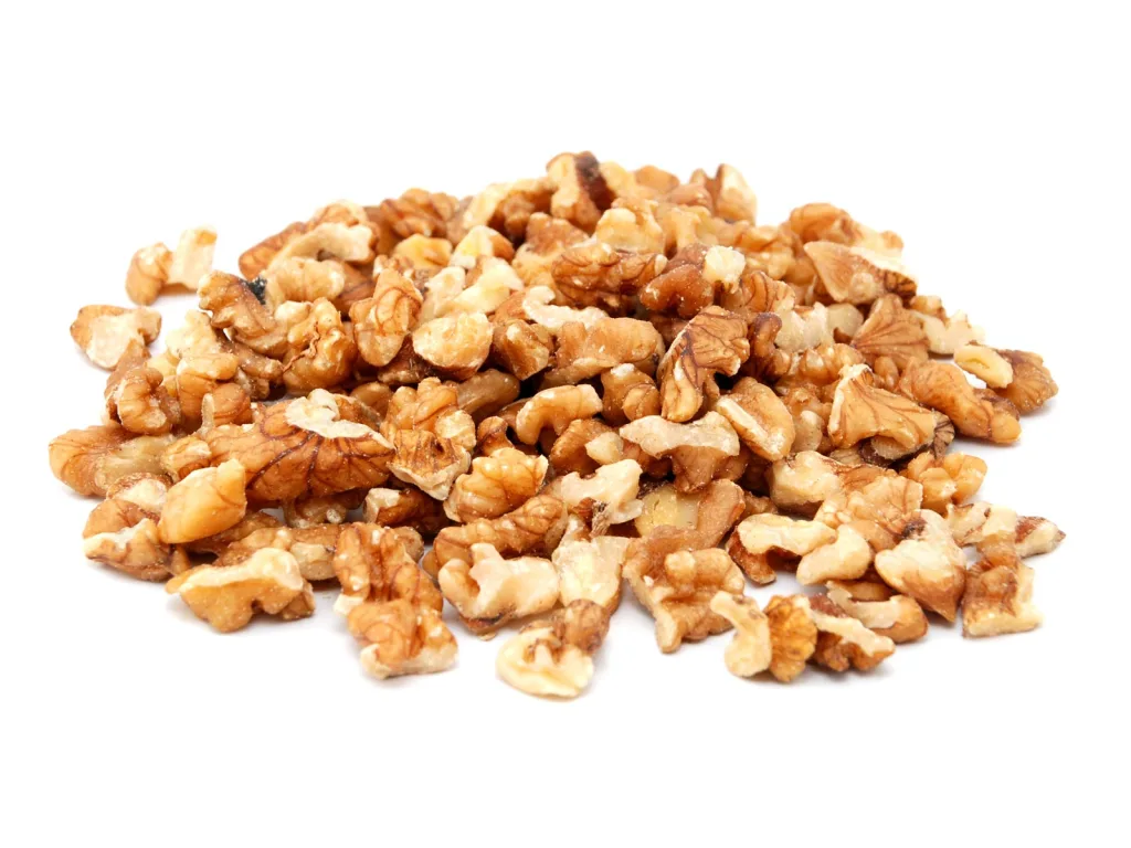 Vlašské ořechy BIO drcené Balení: 5 kg